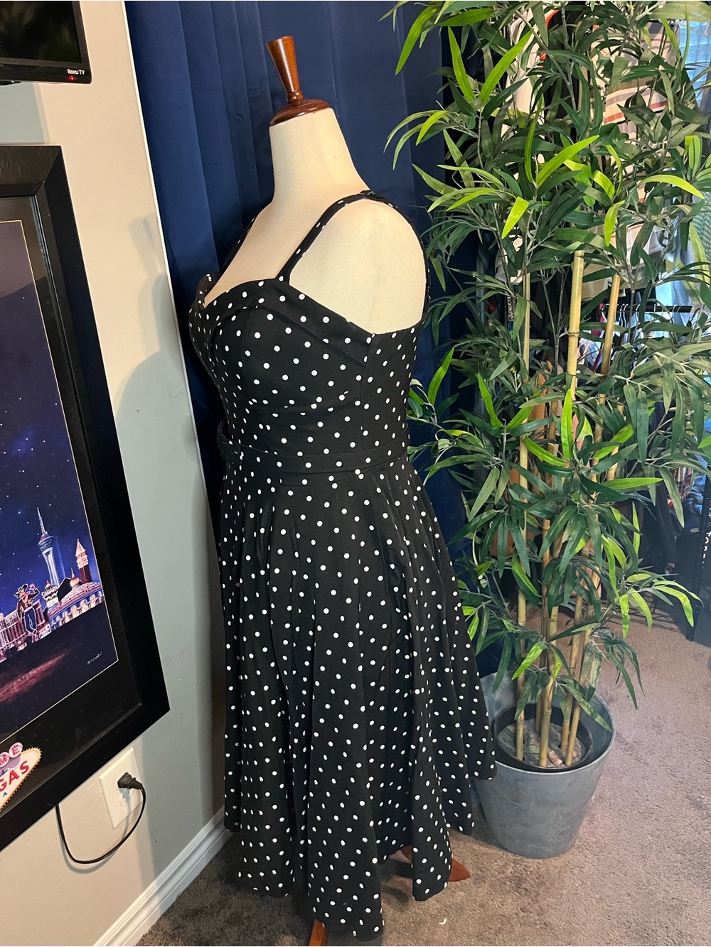 Like new Vixen by Micheline Pitt Black Polka Dot Swing Dress - Picture 3 of 11